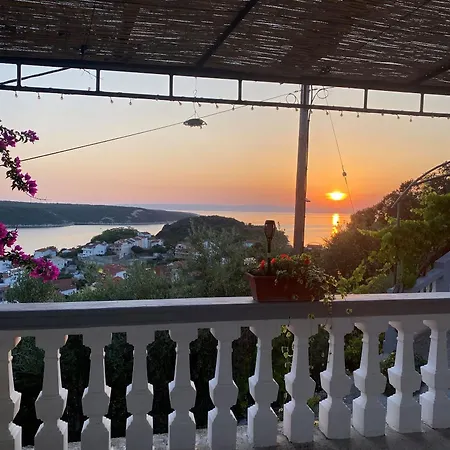 Apartment Kampor 아파트 *