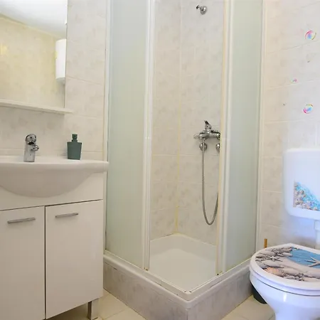 Apartment Kampor * Kampor