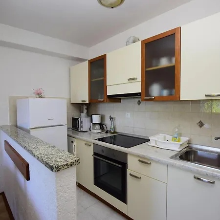 Apartment Kampor Apartamento *