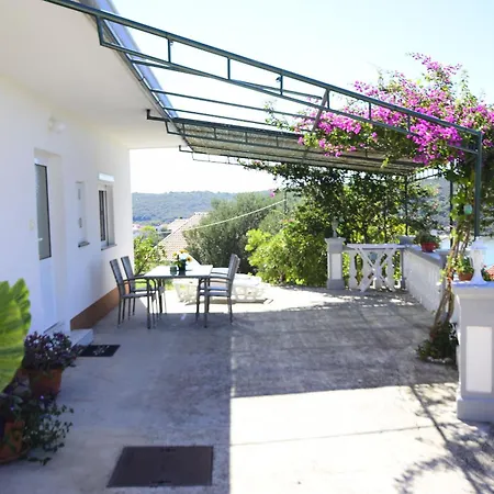 Apartament Apartment Kampor