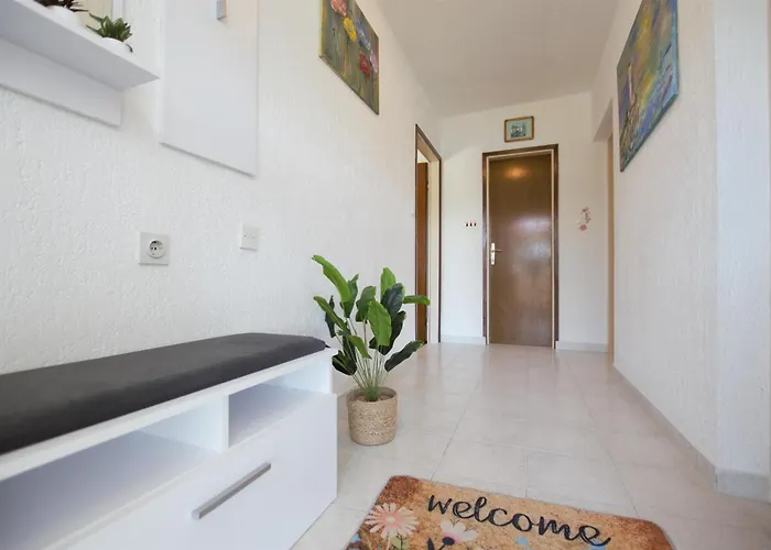 Apartment Kampor Kampor